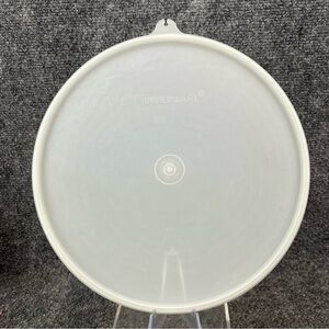 REPLACEMENT Tupperware Round "W' Tab Sheer Seal Lid #1203 9 1/2"